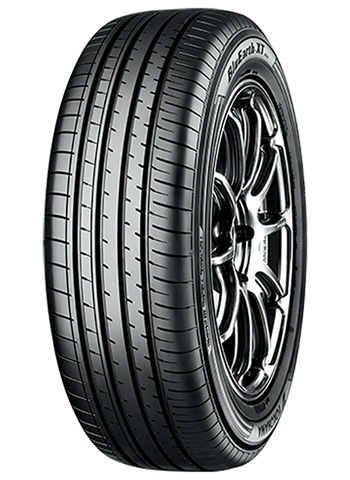 215/60 R17 96H YOKOHAMA BLUEARTH XT AE61